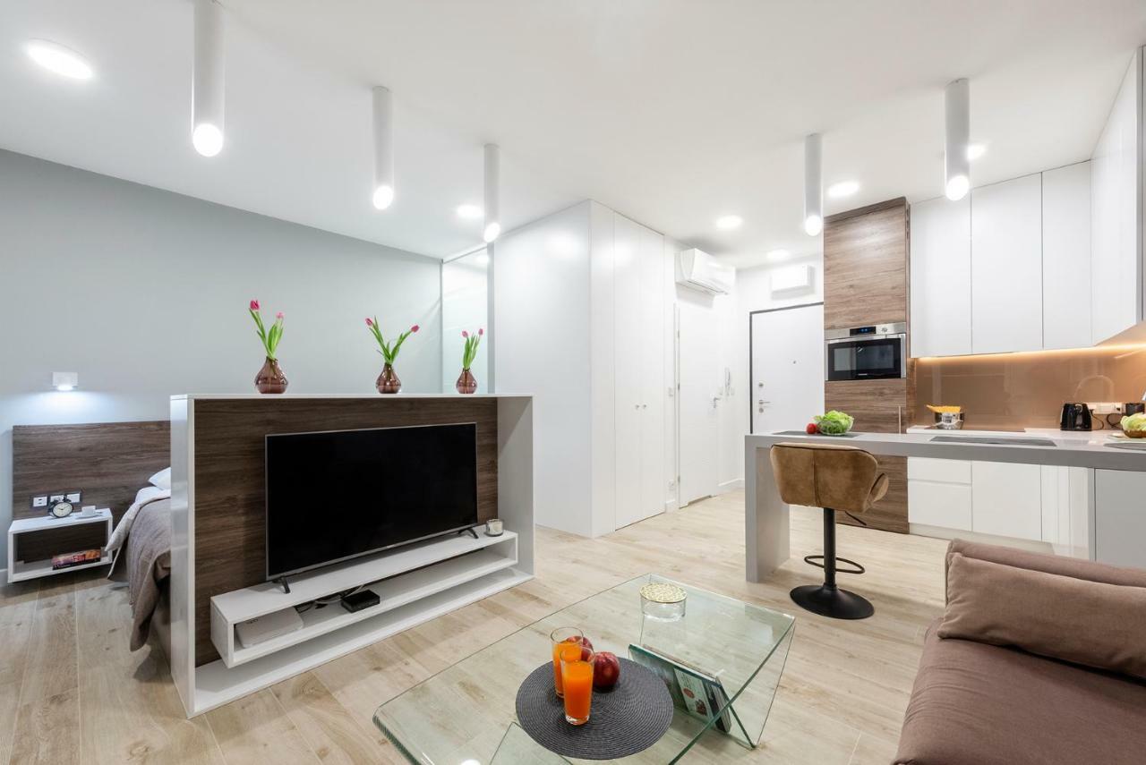 Apartament Luxury Miedzyborska 8B Varşova Dış mekan fotoğraf