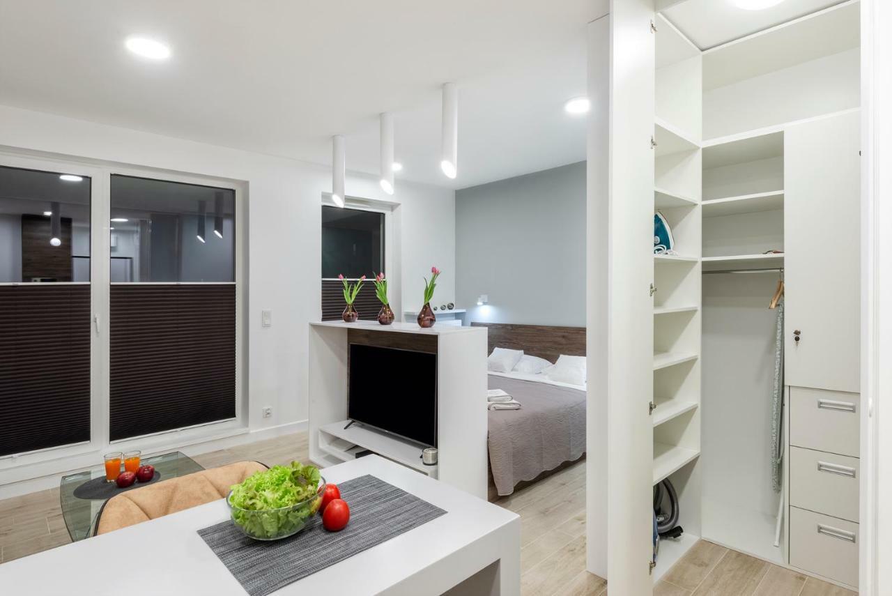 Apartament Luxury Miedzyborska 8B Varşova Dış mekan fotoğraf