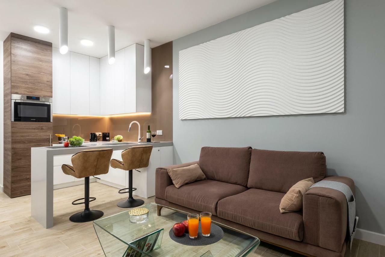 Apartament Luxury Miedzyborska 8B Varşova Dış mekan fotoğraf